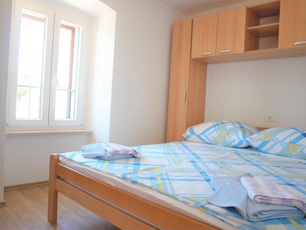 Apartment Rado Vrbnik Exterior photo
